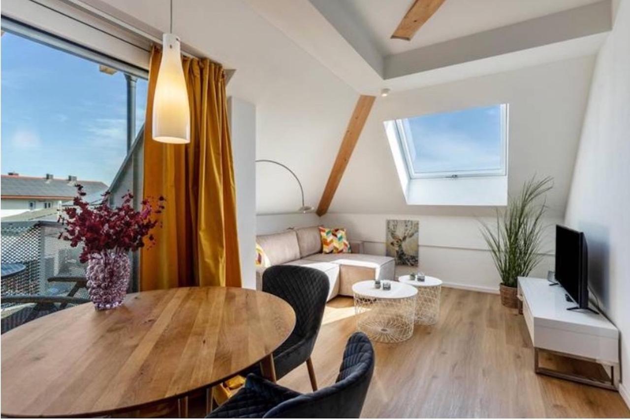 Terralpin Apartments - Charmante Dg Wohnung Mit Balkon Bruckmühl المظهر الخارجي الصورة